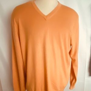 CASHMERE/SILK Sweater, Lands’ End Mens Sz LG., NEW,  V-Neck, Lt. Orange.  Unisex